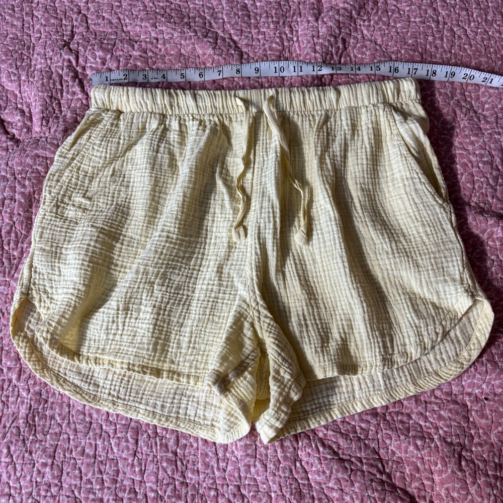 Drawstring Shorts - Picture 5 of 5